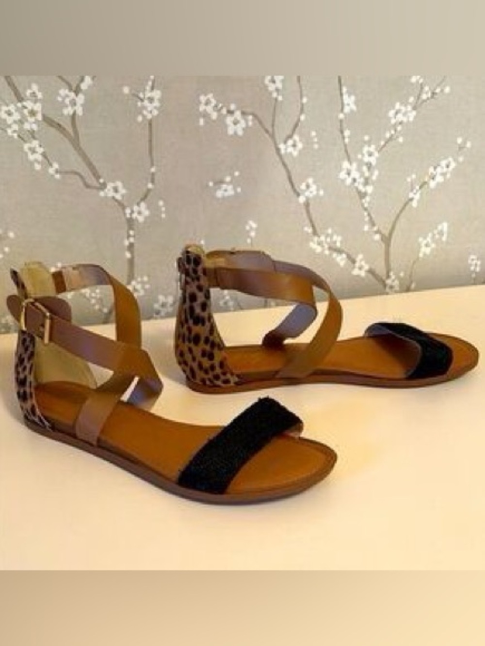 Fergie Brown Women's Brown Leopard-Accent Strappy Sandals